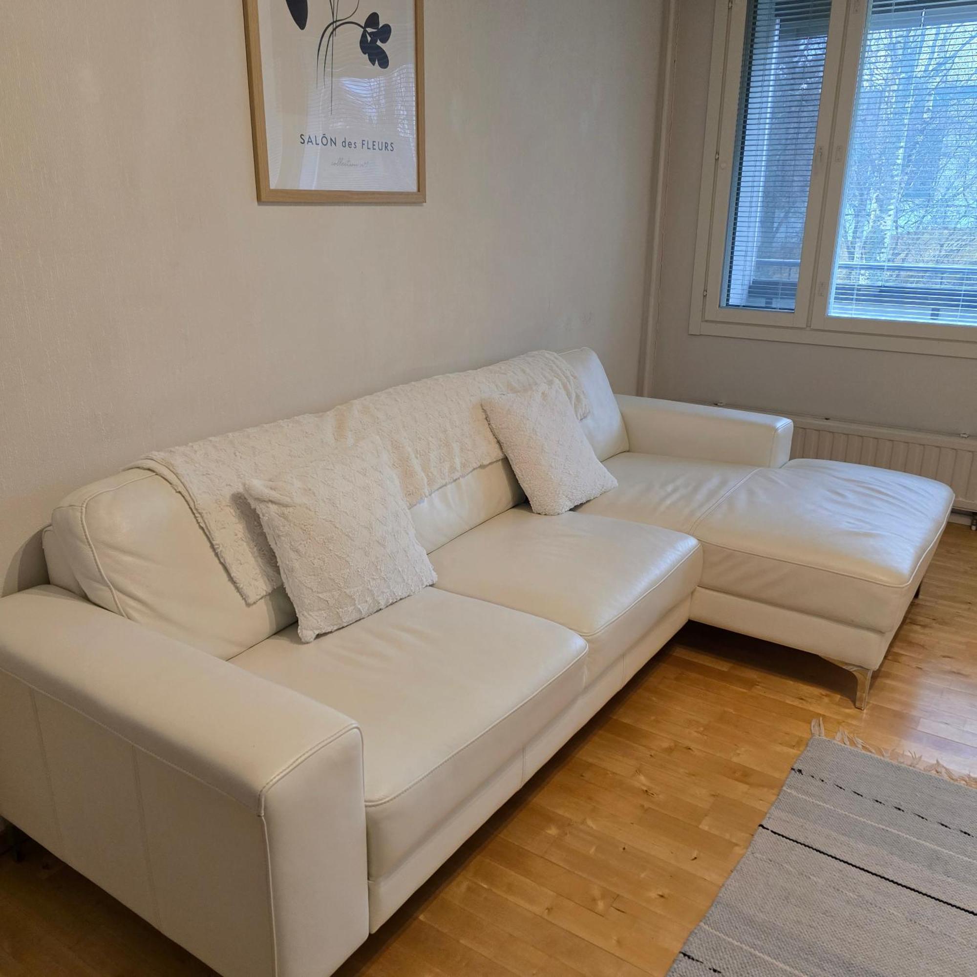 Avara Ja Kodikas Huoneisto Parvekkeella Heinola Exterior foto